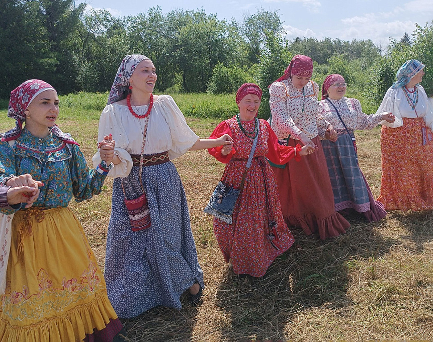 славянский хоровод